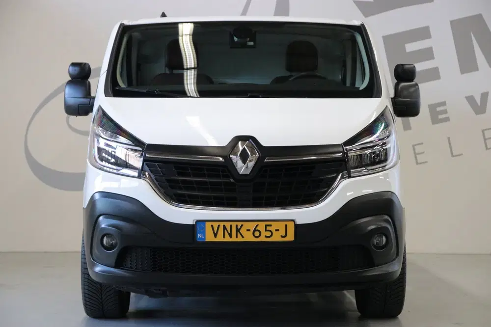 Renault Trafic 2.0 dCi NAP uit 2021, foto 2