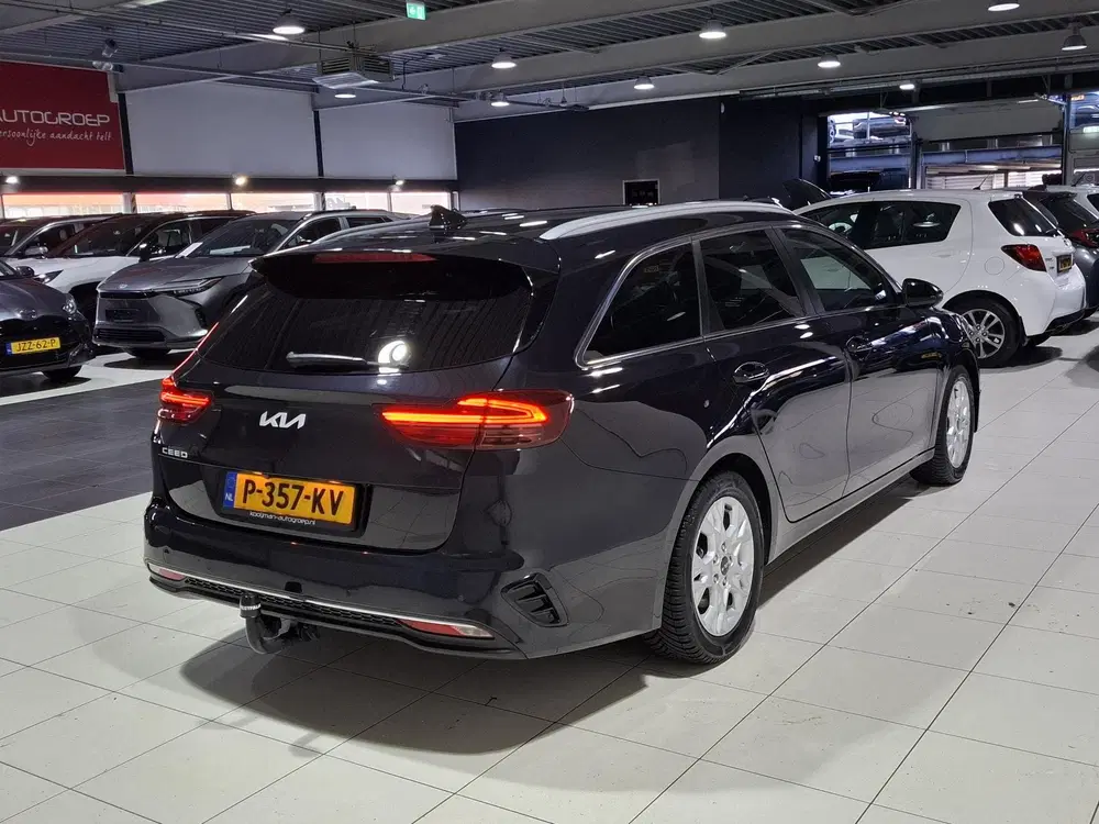 Kia Ceed 1.5 T-GDi DynamicPlusLine Stoel en Stuu uit 2022, foto 7