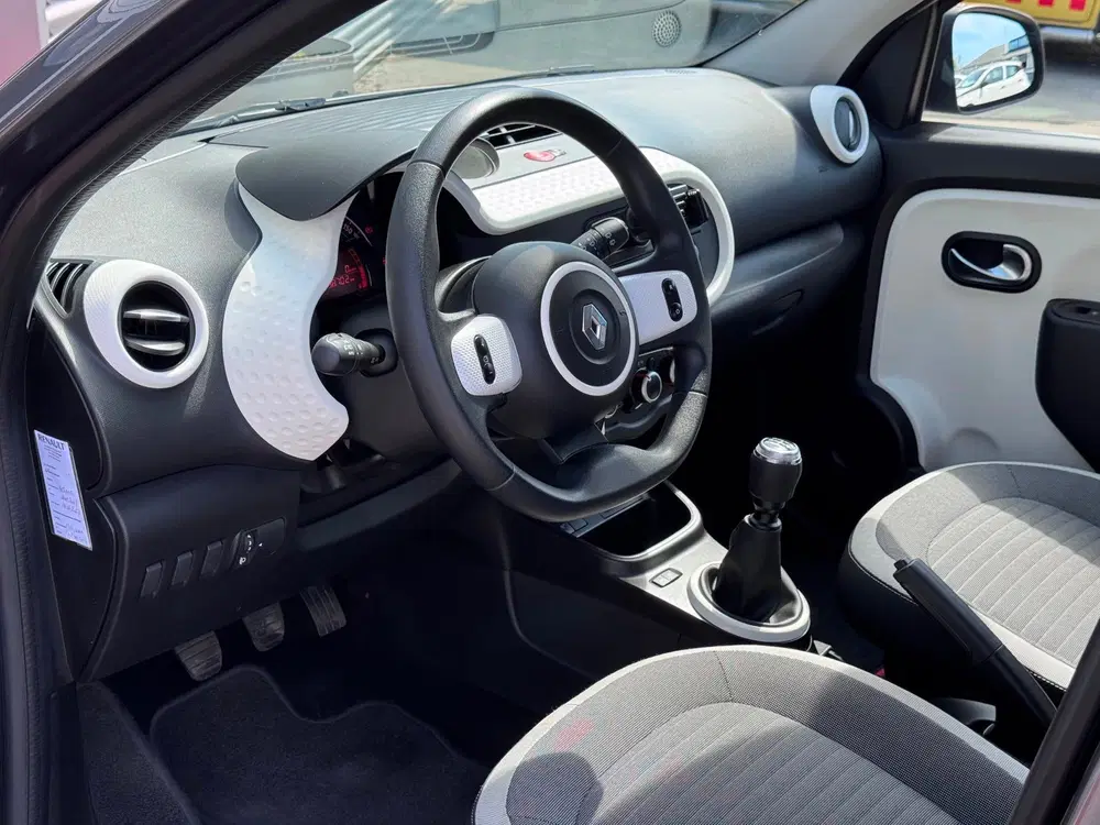 Renault Twingo 1.0 SCe Collection uit 2021, foto 15