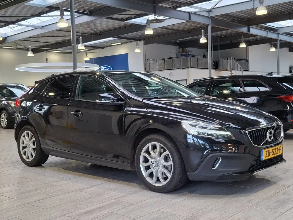 Volvo V40 Cross Country 1.5 T3 153 pk Polar+ Luxury uit 2019, foto 7