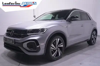Volkswagen T-Roc 1.5 TSI R-Line Apple Carplay Panodak Stoel uit 2025