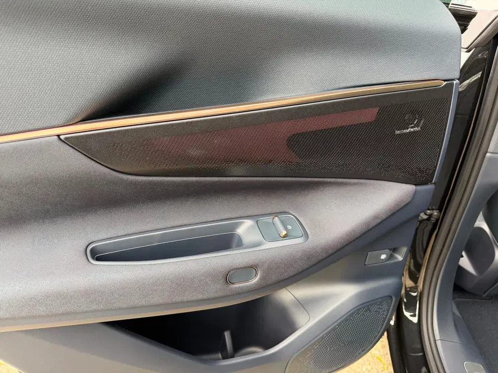 Lynk & Co 08 1.5 More PHEV 345 PK PANO 360 CAMERA uit 2026, foto 12