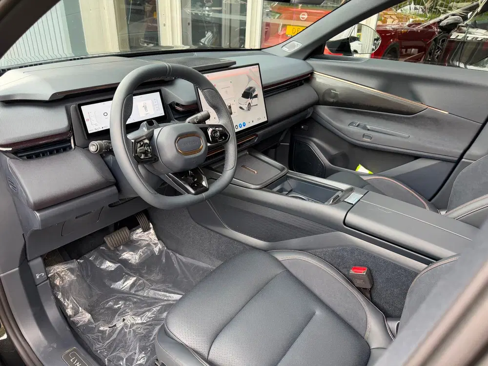 Lynk & Co 08 1.5 More PHEV 345 PK PANO 360 CAMERA uit 2026, foto 7