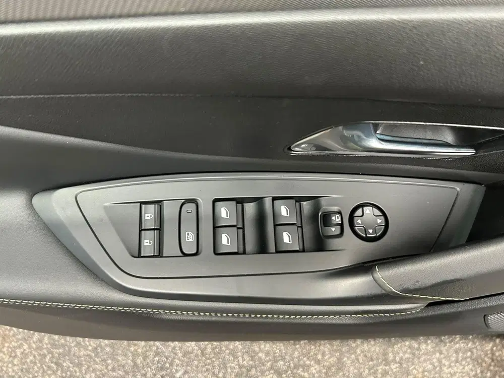 Peugeot 408 1.2 PureTech GT 130 EAT8 uit 2024, foto 14