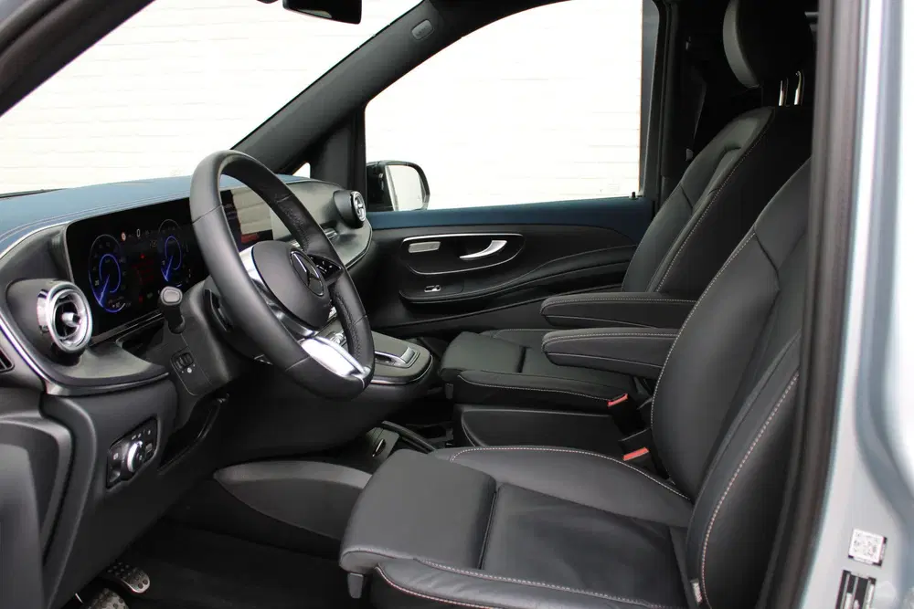 Mercedes-Benz EQV 300 L2 uit 2025, foto 3