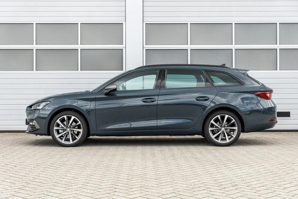 SEAT Leon 1.5 TSI e-Hybrid 204pk FR Business uit 2026, foto 12