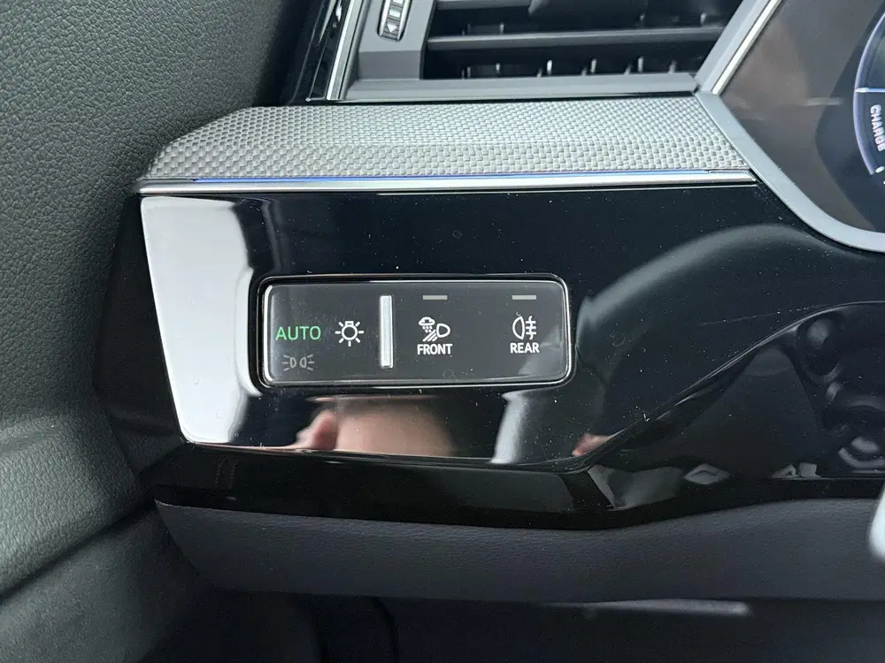 Audi Q8 e-tron 55 quattro S Edition Competition 115 kWh uit 2023, foto 13