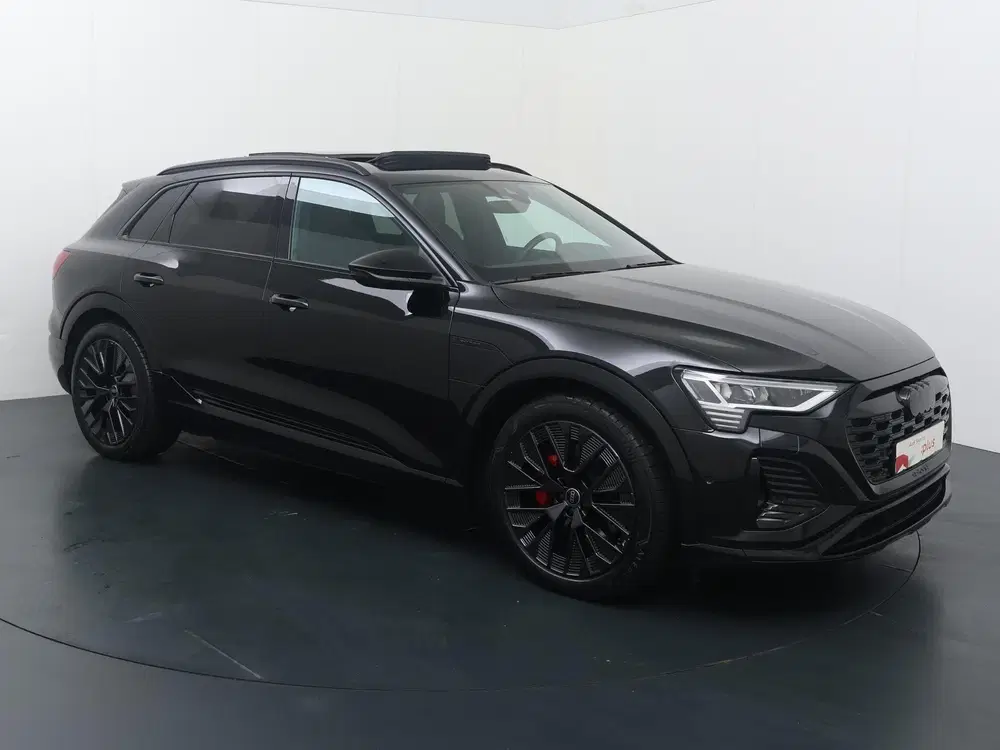 Audi Q8 e-tron 55 quattro S Edition Competition 115 kWh uit 2023, foto 3