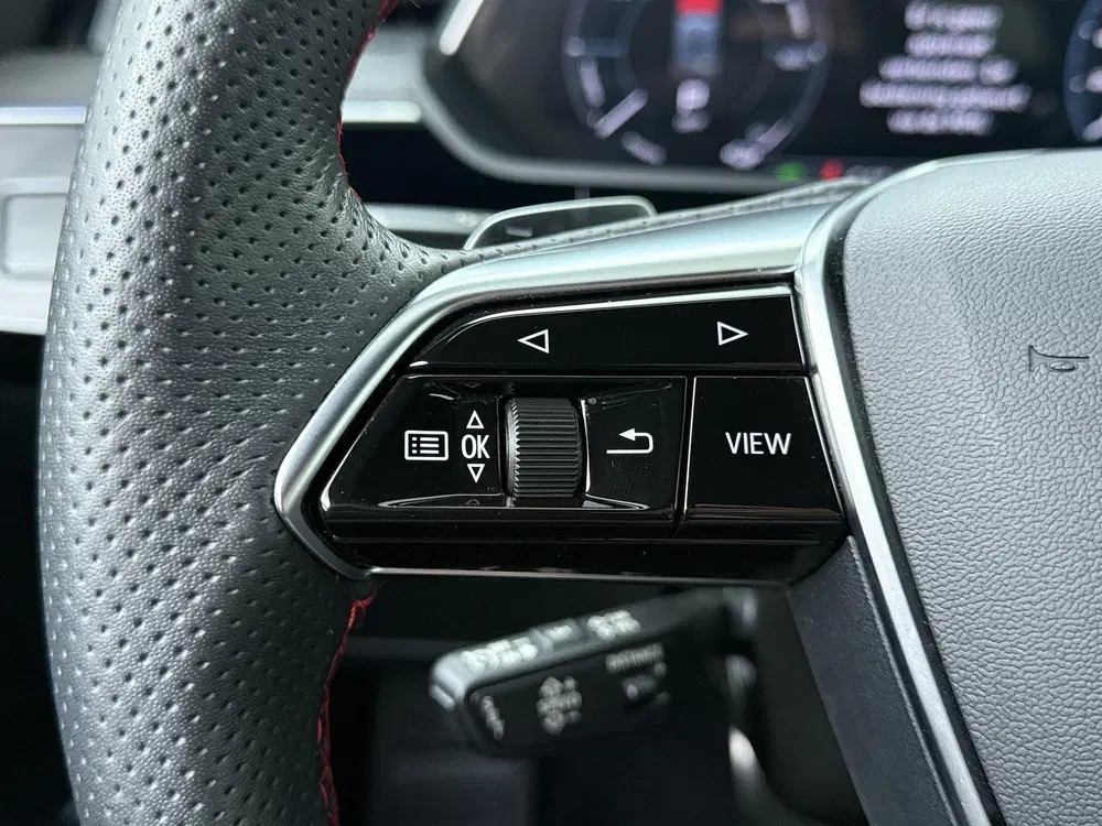 Audi Q8 e-tron 55 quattro S Edition Competition 115 kWh uit 2023, foto 7
