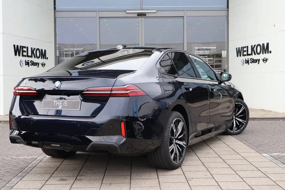 BMW i5 eDrive40 M Sport uit 2026, foto 6