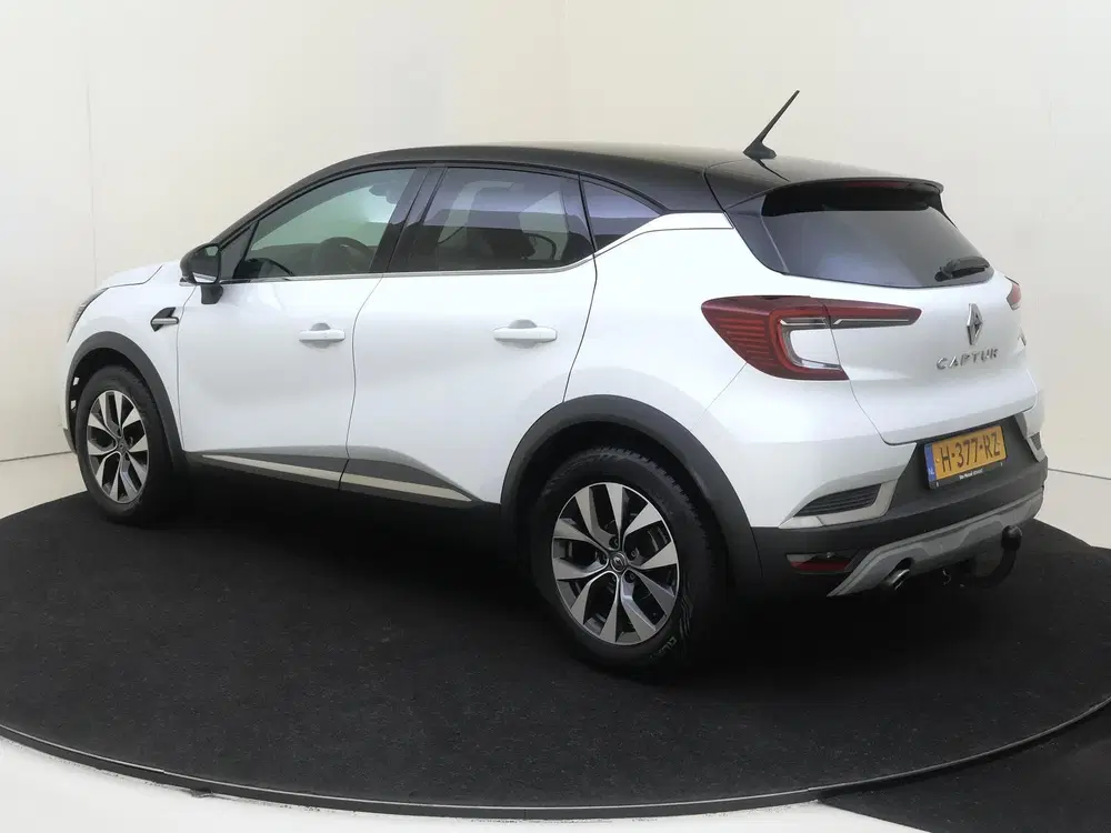 Renault Captur 1.0 TCe 100 Intens uit 2020, foto 3