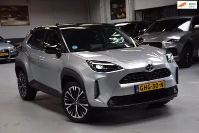 Toyota Yaris Cross 1.5 Hybrid Adventure Bi-Tone Hud Navi uit 2022