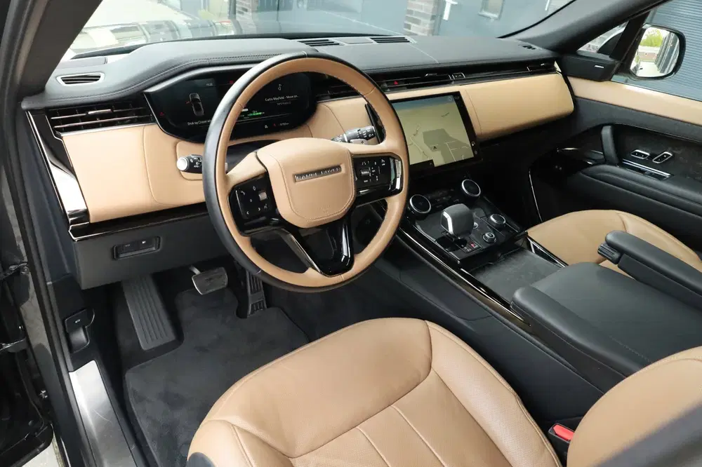 Land Rover Range Rover Sport 3.0 P440e Dynamic SE Elektr. Tr uit 2023, foto 3
