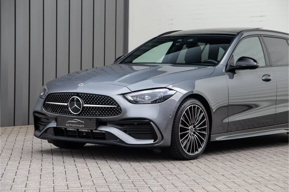 Mercedes-Benz C-Klasse 300 e AMG Premium uit 2023, foto 14