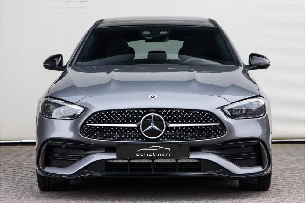 Mercedes-Benz C-Klasse 300 e AMG Premium uit 2023, foto 3