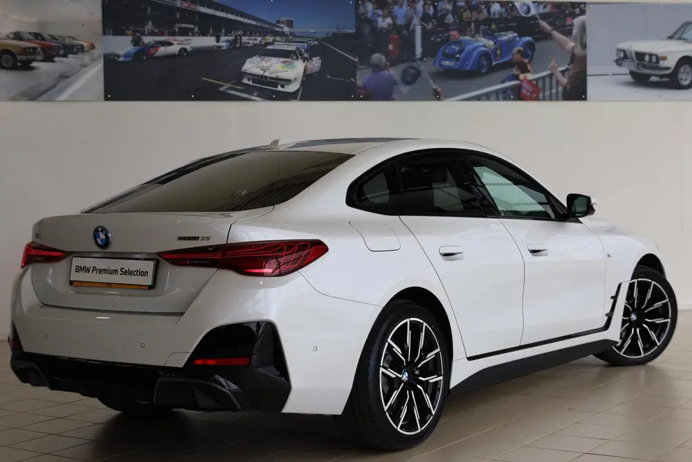 BMW i4 eDrive35 uit 2026, foto 2