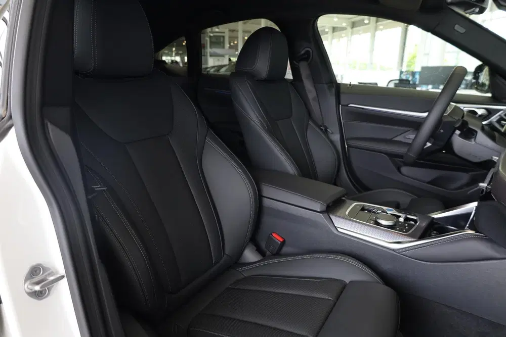 BMW i4 eDrive35 uit 2026, foto 9