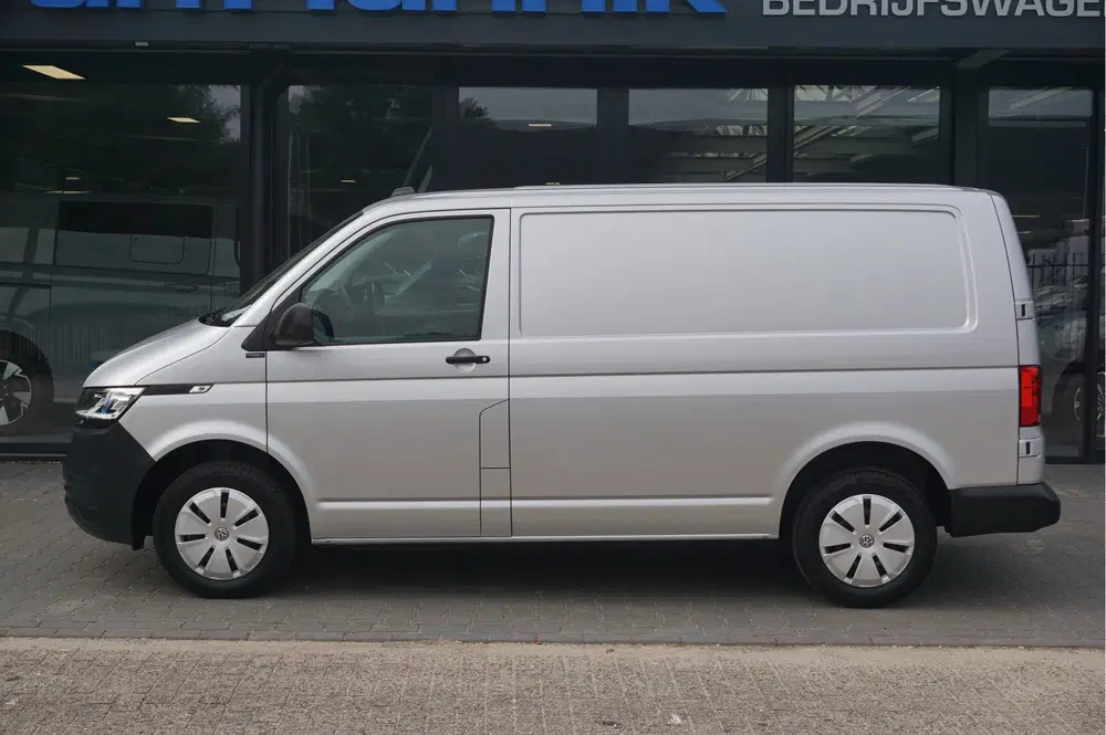 Volkswagen Transporter T6.1 2.0TDI 150PK BPM VRIJ App Conne uit 2024, foto 2