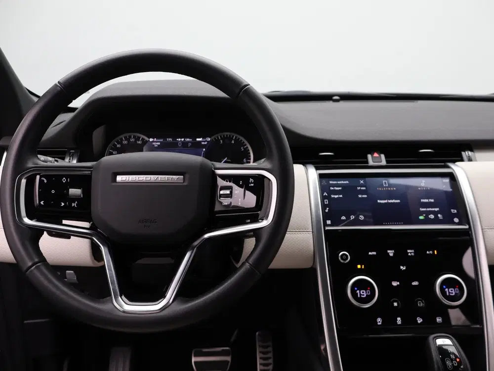 Land Rover Discovery Sport P300e R-Dynamic S uit 2022, foto 10