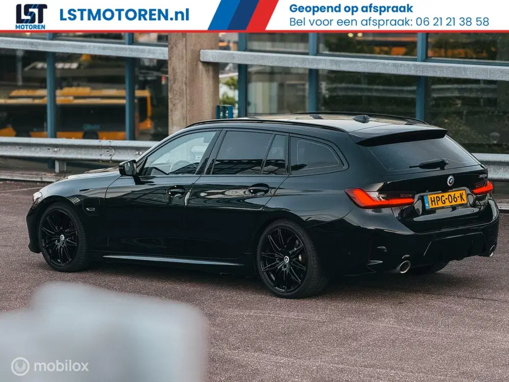 BMW 3-serie 330e M Sport Panoramadak HUD Trekhaak Ap uit 2022, foto 7