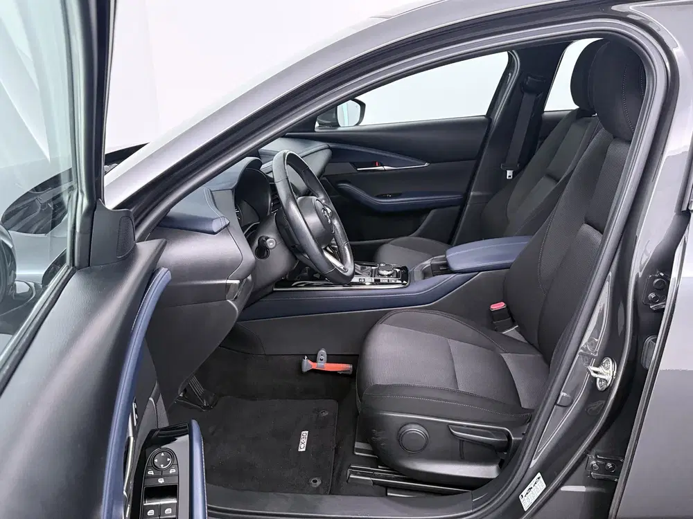 Mazda CX-30 2.0 e-SkyActiv-X M Hybrid Comfort uit 2020, foto 4
