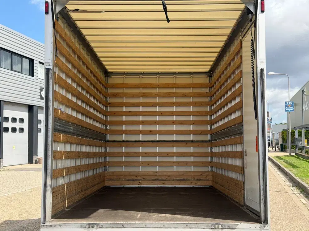 Iveco Daily Bakwagen Laadklep Zijdeur Automaat Airco N uit 2023, foto 15
