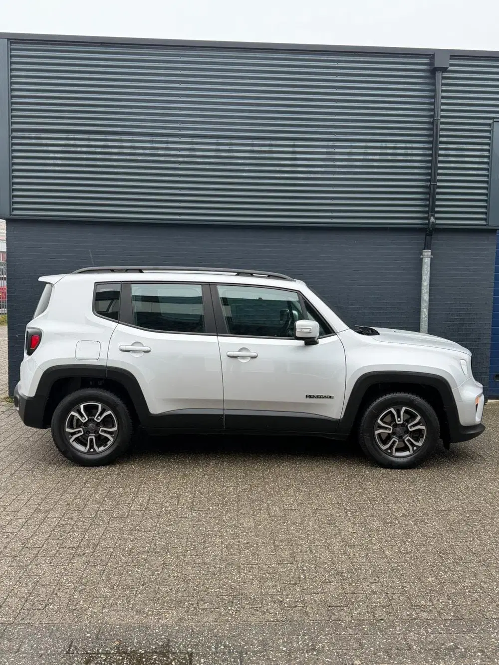 Jeep Renegade 1.3T Limited uit 2019, foto 5