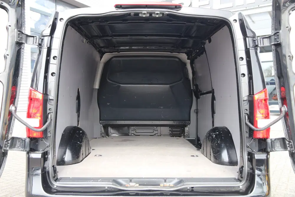 Mercedes-Benz Vito 190PK CDI uit 2023, foto 4