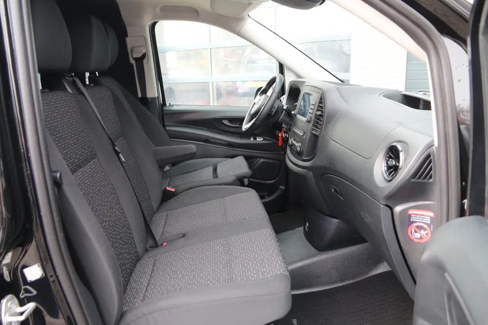 Mercedes-Benz Vito 190PK CDI uit 2023, foto 9