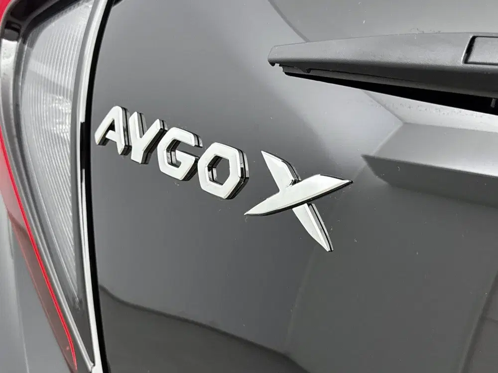 Toyota Aygo X Hybrid 115 pulse uit 2026, foto 5