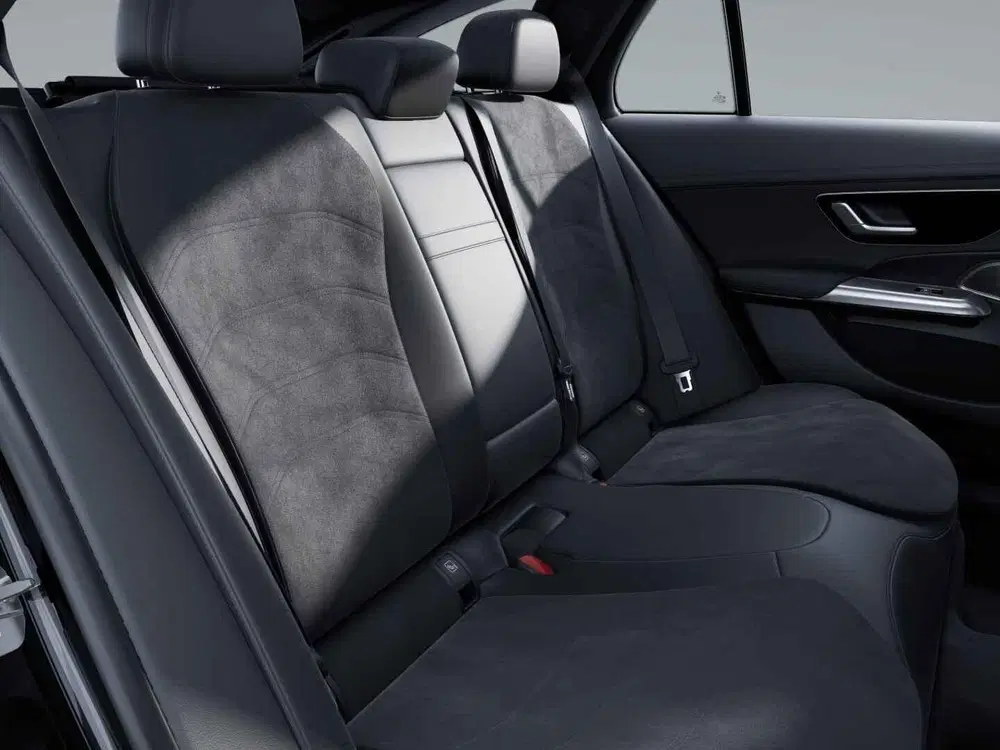 Mercedes-Benz E-Klasse 300 e Business Solution AMG uit 2026, foto 6