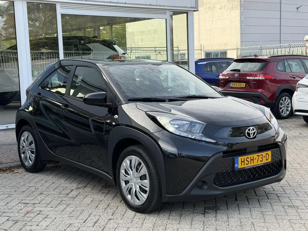 Toyota Aygo X 1.0 VVT-i MT Play uit 2025, foto 3