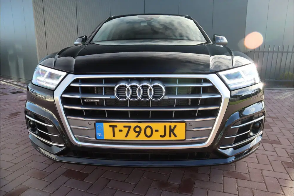 Audi Q5 50 TFSI e quattro S edition Luchtvering Vi uit 2020, foto 3
