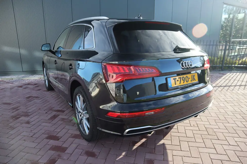 Audi Q5 50 TFSI e quattro S edition Luchtvering Vi uit 2020, foto 6