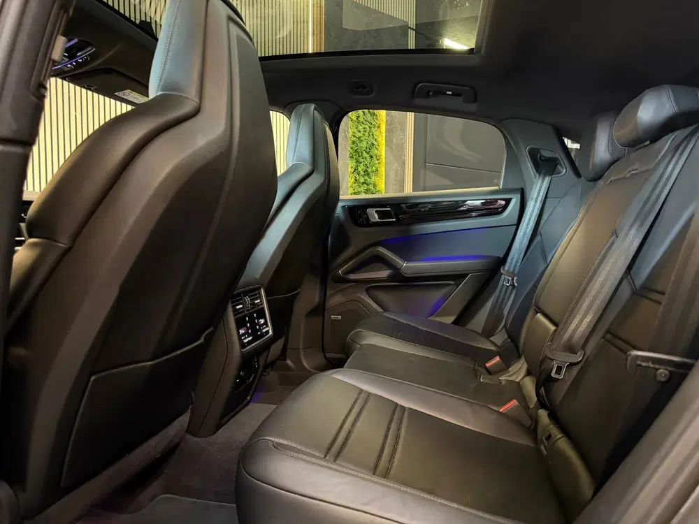 Porsche Cayenne Cayenne Coupé 3.0 E-Hybrid PANO uit 2020, foto 11