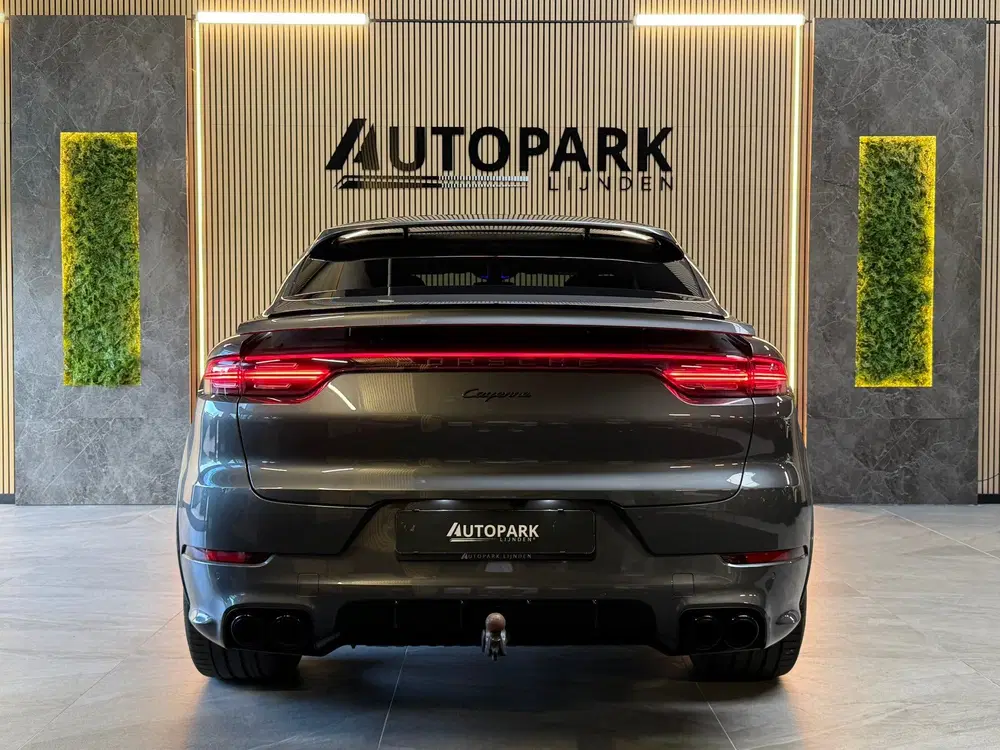 Porsche Cayenne Cayenne Coupé 3.0 E-Hybrid PANO uit 2020, foto 4