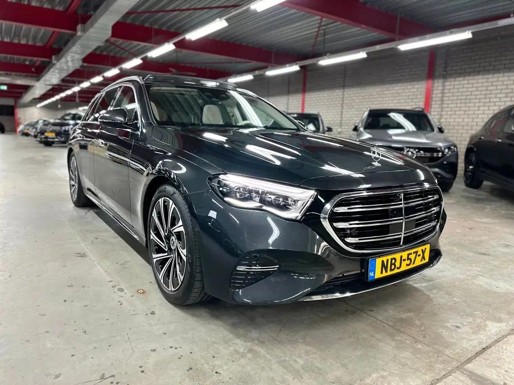 Mercedes-Benz E-Klasse e Exclusive Line uit 2024, foto 7
