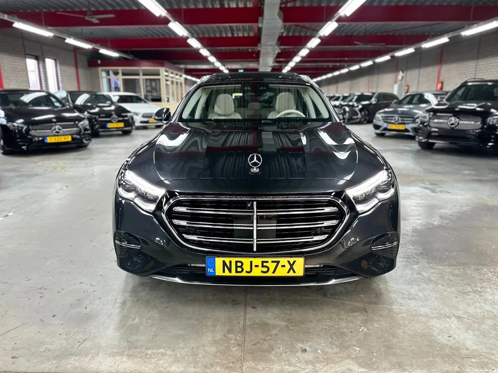Mercedes-Benz E-Klasse e Exclusive Line uit 2024, foto 8