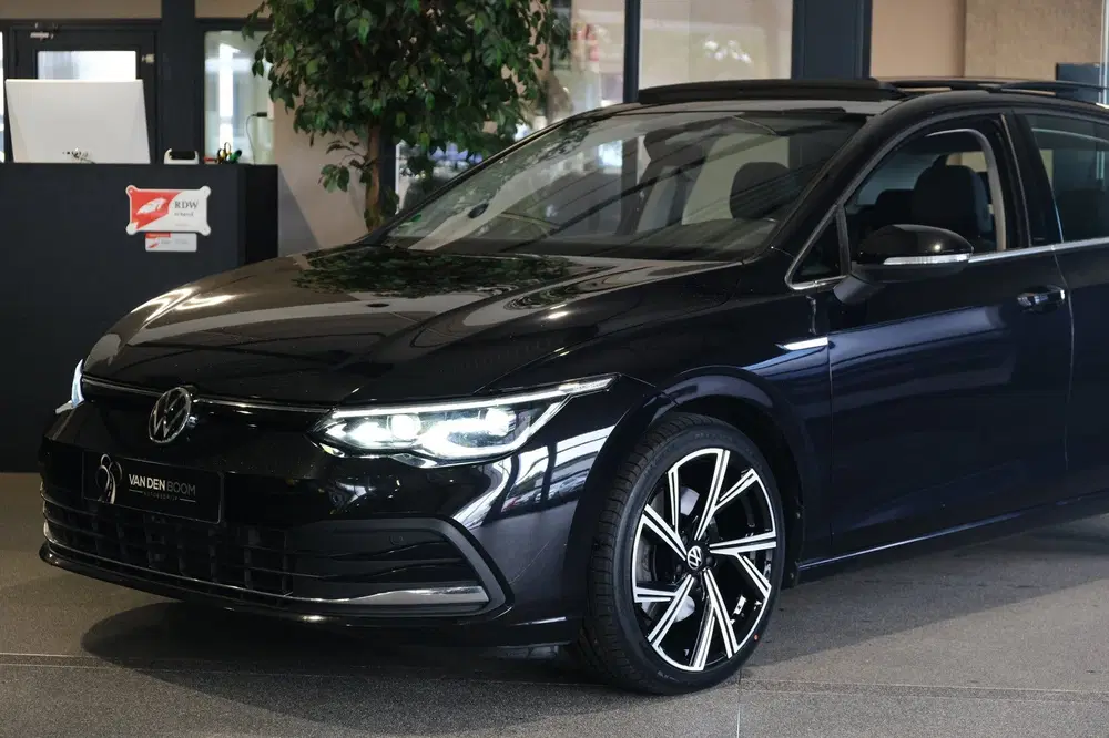 Volkswagen Golf 1.5 eTSI DSG Pano Trek IQ Led Pdc Acc Alca uit 2020, foto 14