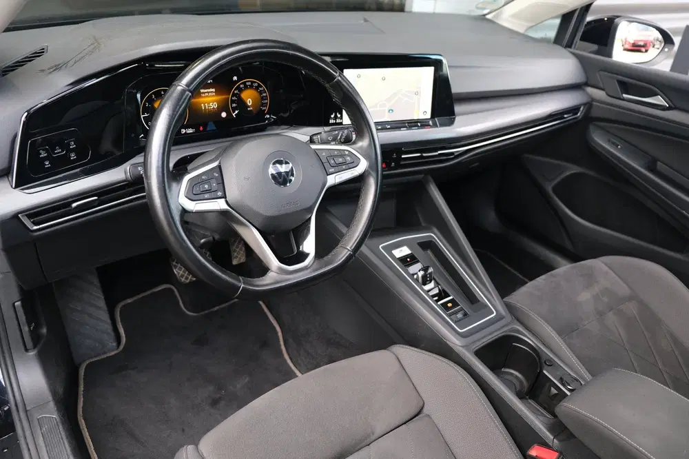 Volkswagen Golf 1.5 eTSI DSG Pano Trek IQ Led Pdc Acc Alca uit 2020, foto 3