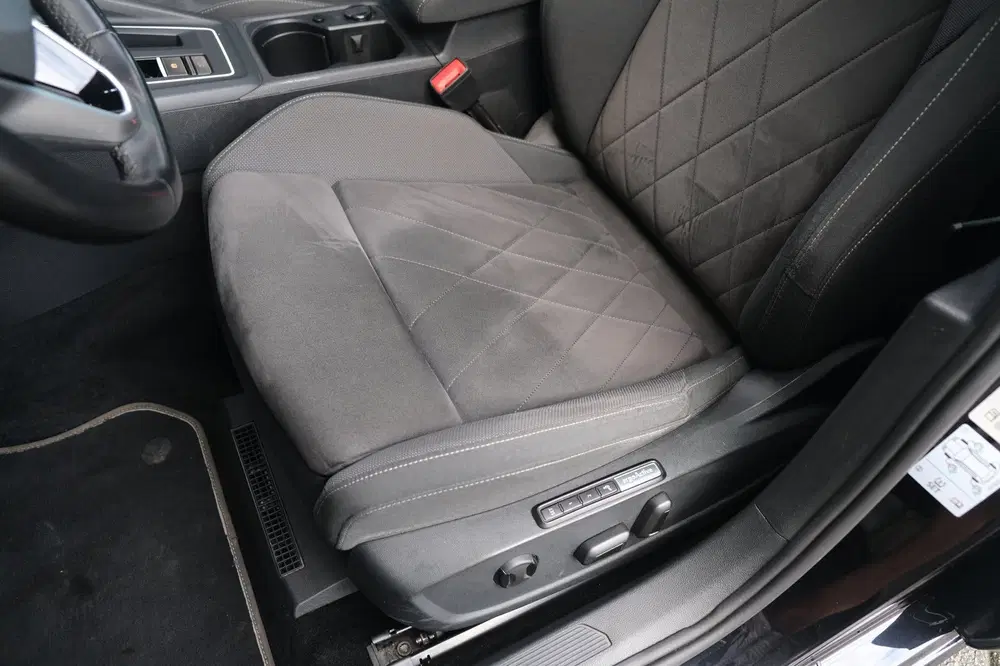 Volkswagen Golf 1.5 eTSI DSG Pano Trek IQ Led Pdc Acc Alca uit 2020, foto 5