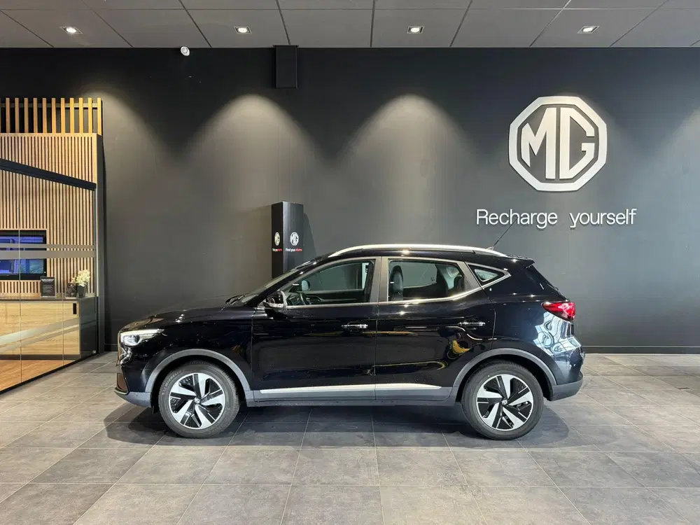 MG ZS Standard Range Luxury 50 kWh uit 2022, foto 2