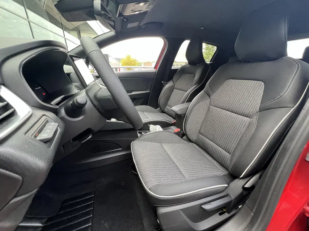 Mitsubishi Colt 1.6 HEV Intense+ Afneembare trekhaak uit 2026, foto 7