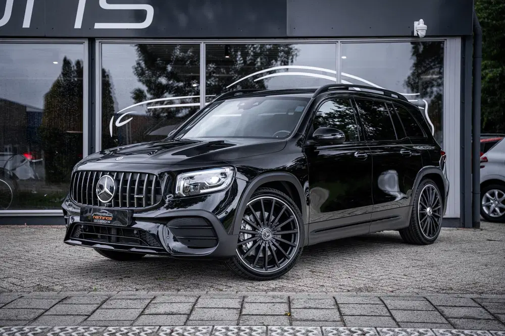 Mercedes-Benz GLB AMG 35 4MATIC uit 2023, foto 5