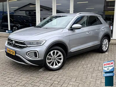 Volkswagen T-Roc 1.5 TSI Style uit 2023