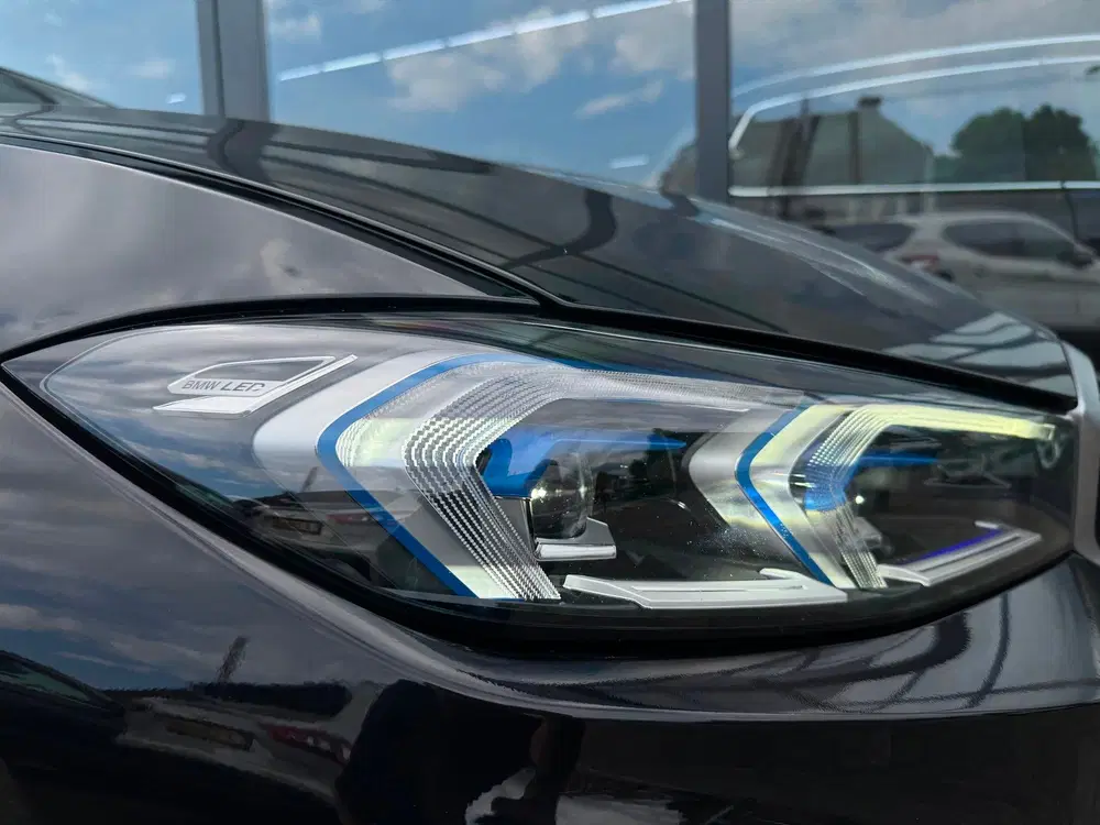 BMW 3-serie 318i CarPlay uit 2024, foto 6