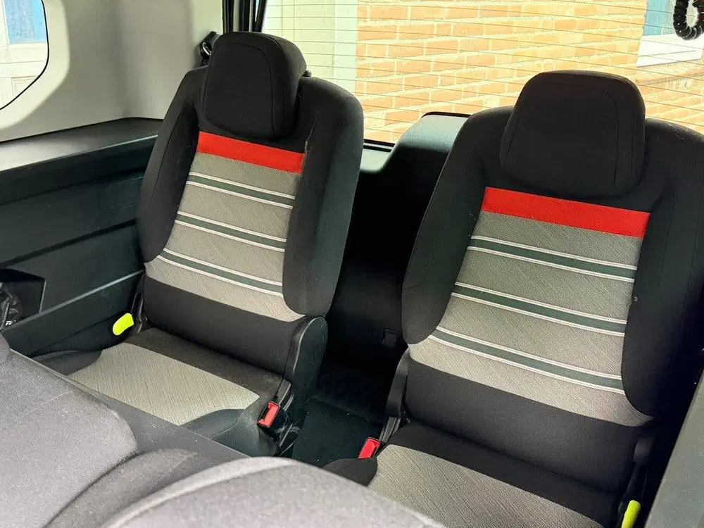 Citroën Berlingo Citroen Berlingo XL 1.2 130PK Shine XTR 7p uit 2020, foto 11