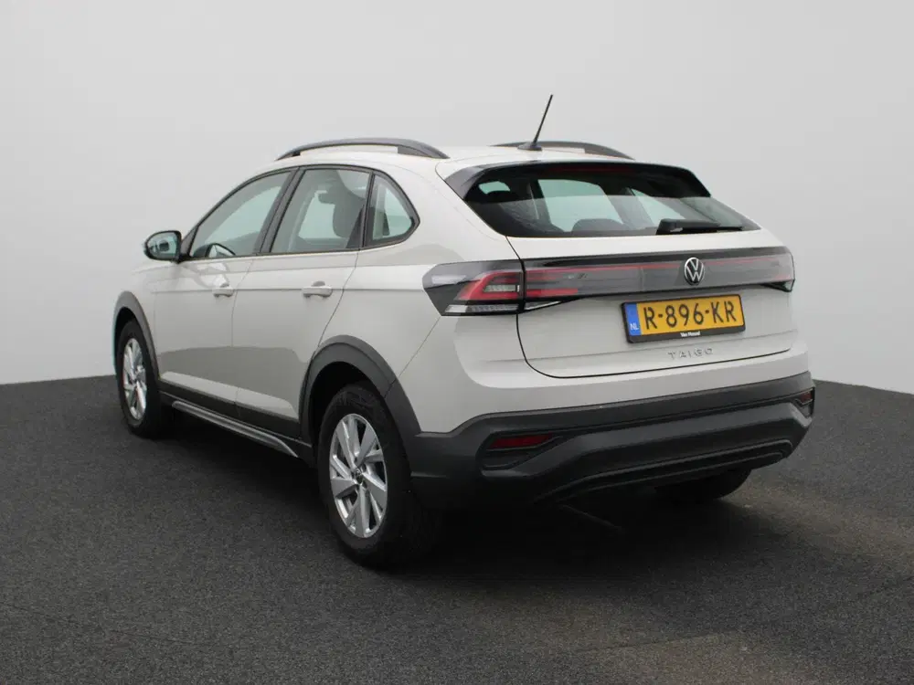 Volkswagen Taigo 1.0 TSI Life uit 2022, foto 2