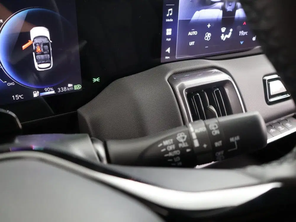 Toyota Urban Cruiser Dynamic 61 kWh *DEMO* uit 2026, foto 12