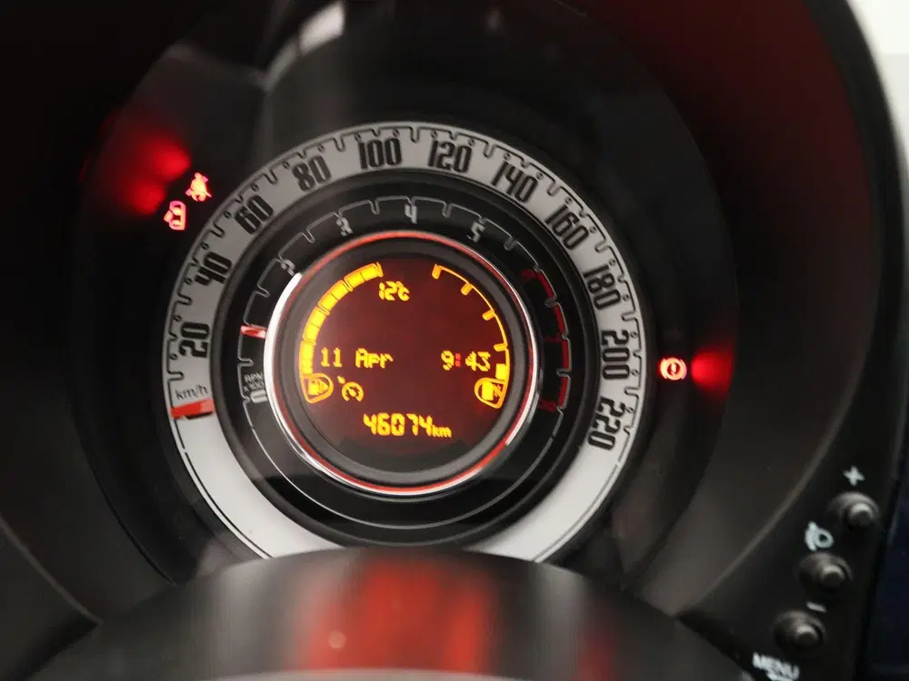 Fiat 500 1.0 Hybrid Club uit 2022, foto 8